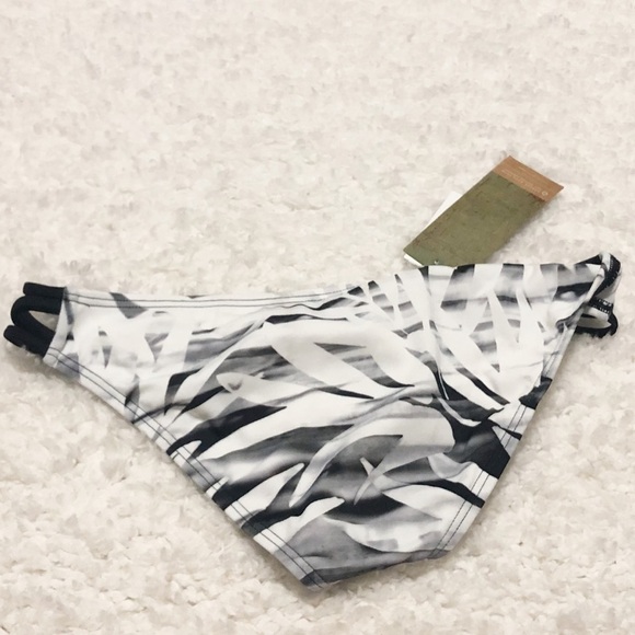 🆕 Reef Desert Palm Retro strappy bikini bottoms black white neutral - Picture 6 of 10